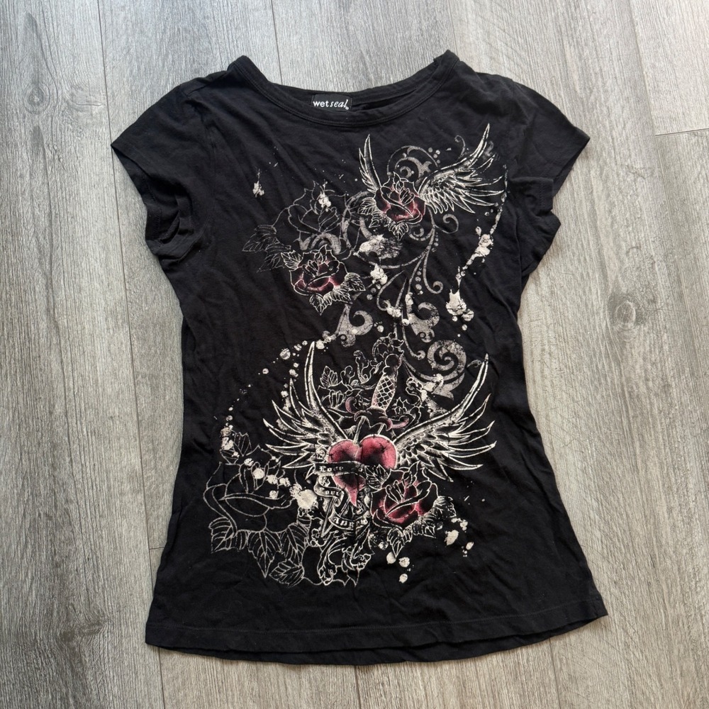 Wet Seal Y2K Tattoo Graphic Tee Womens XS Black Winged Heart Roses Cap Sleeve
